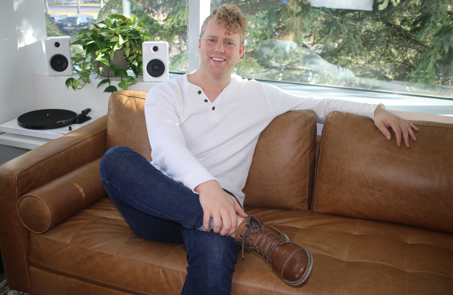 Optometry Podcast: LinkedIn Marketing with Johnny Wenzel