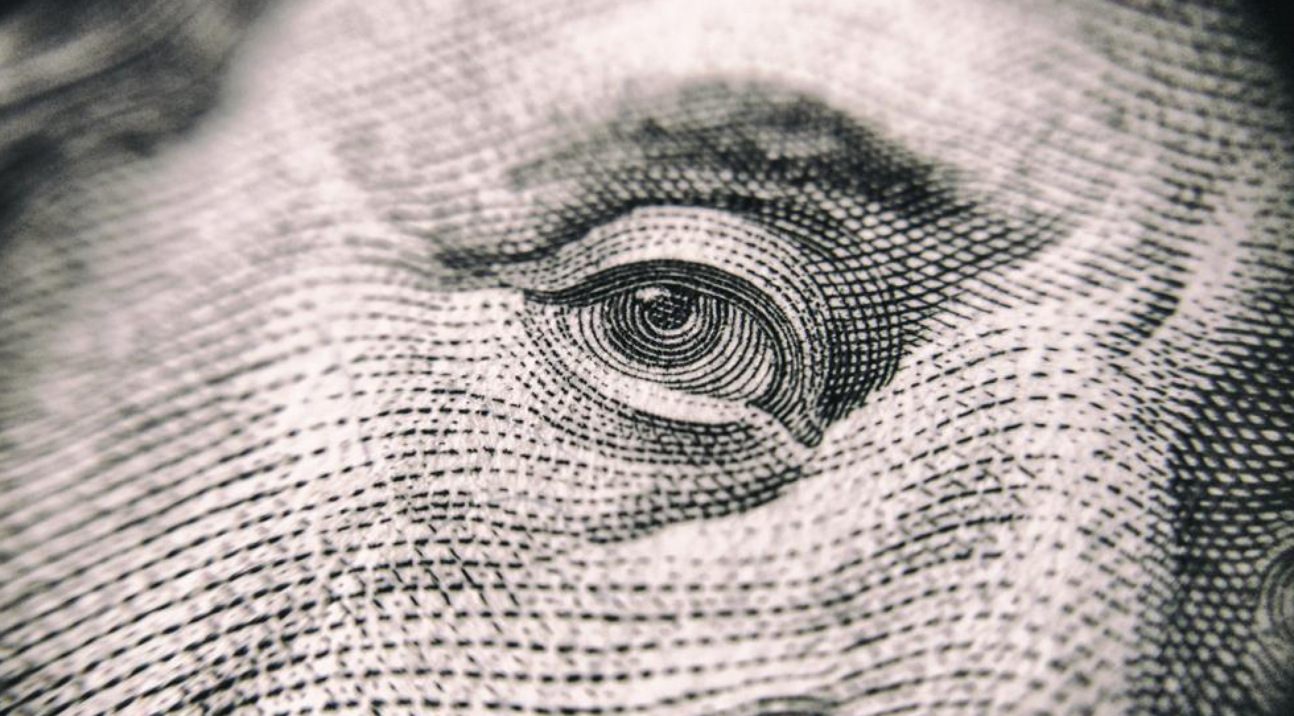 Lunch Date with Rachel & Kate: Narrowing Down the Unexplained Wage Gap in Optometry