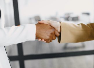 Lunch Date with Rachel and Kate: O.M. Bonus Tips for Negotiators